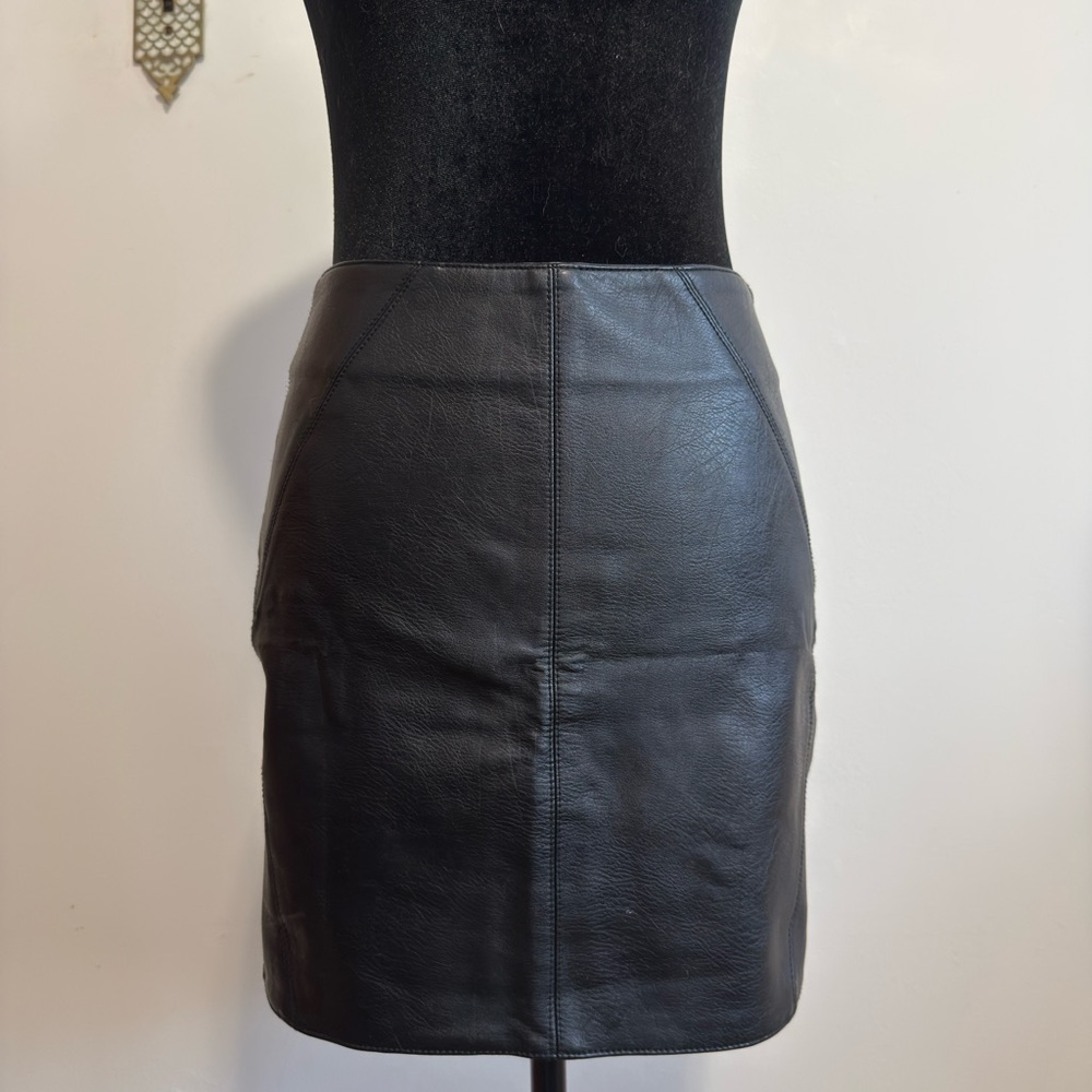 DJI Black Leather Pencil Skirt